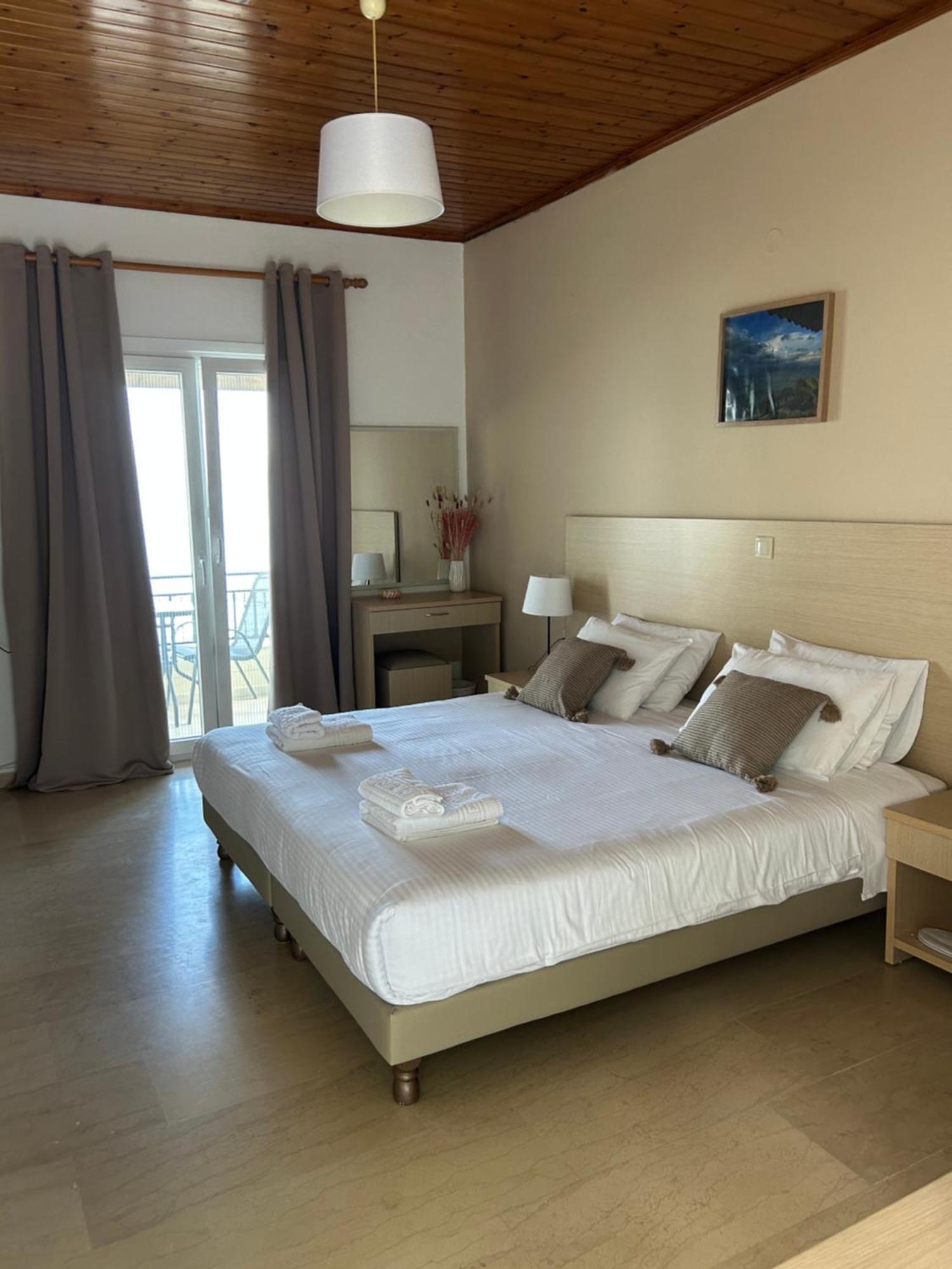 Akrogiali Rooms Букари Экстерьер фото